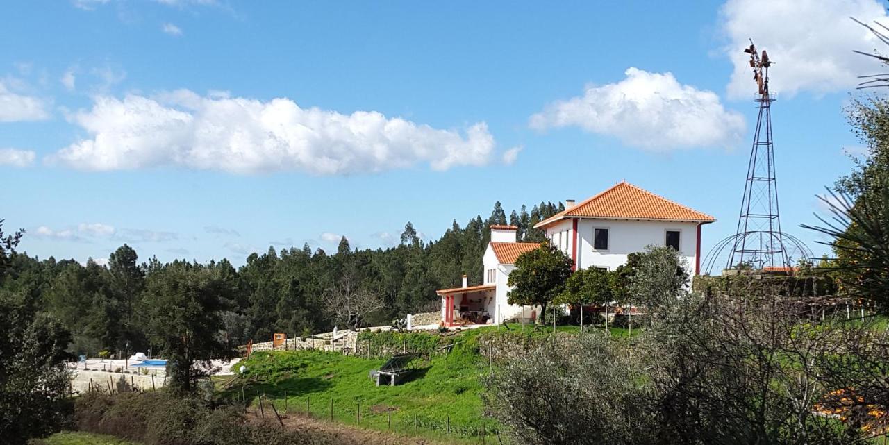 Quinta Quatro Ventos Bed & Breakfast Serta Luaran gambar